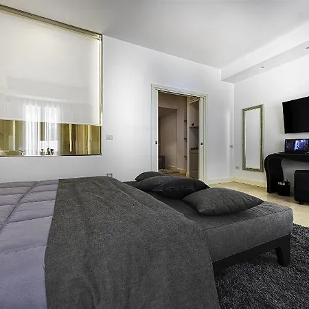 Hotel Porta Reale 5*