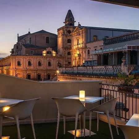 Hotel Porta Reale 5*