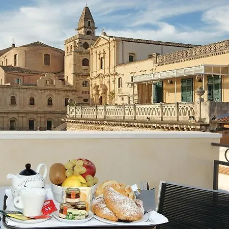 Hotel Porta Reale 5*